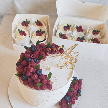 «Пиршество ягод» купить - комсомольскнаамуре.сладкоежкин.рф